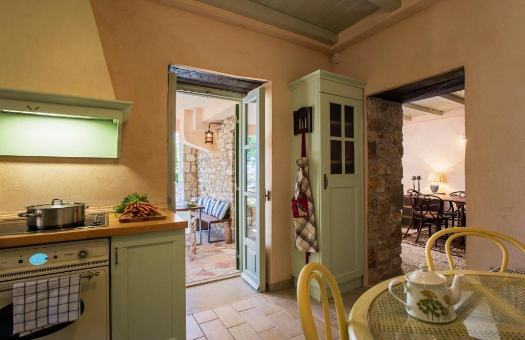 Kyparissia Old Town Lodge With Amazing Sea View 外观 照片